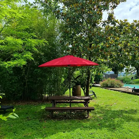 Holiday home Maison De Caractere En Vallee Du Lot - Piscine Privee -le Colombier Et La Bergerie -