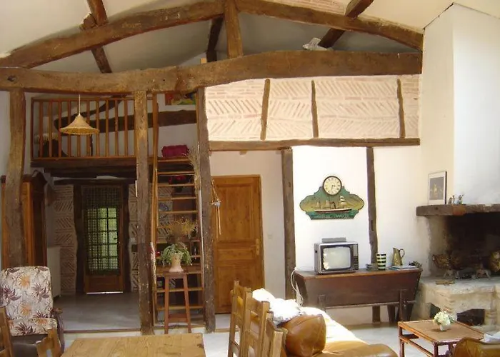 Дом отдыха Maison De Caractere En Vallee Du Lot - Piscine Privee -le Colombier Et La Bergerie - Tournon-d'Agenais